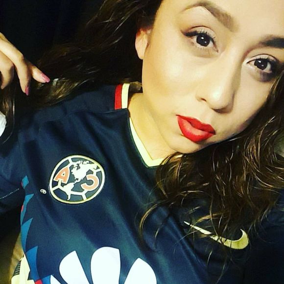 Meet your Posher, Lizbeth - Picture 1 of 1